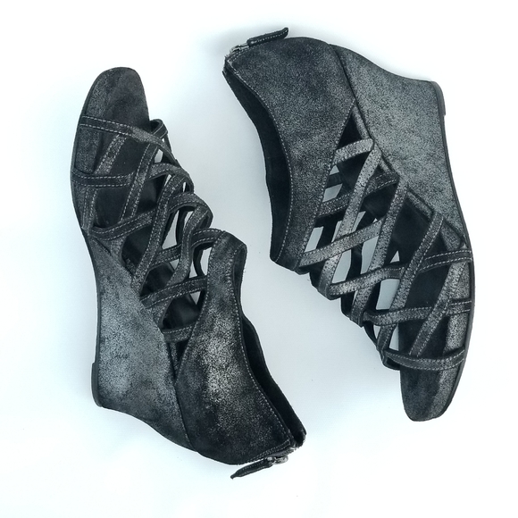 Eileen Fisher Cage Strappy Leather Wedge Sandal Metallic Grey Black Sz 9 - Picture 5 of 13